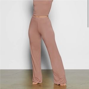 SKIMS Sleep Pant, Sienna, M (NWOT)